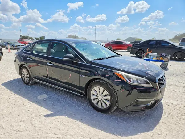 KMHE24L11GA014548 — 2016 Hyundai Sonata, фото 4 с аукциона Copart, Задняя часть