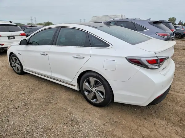 KMHE34L13GA016914 — 2016 Hyundai Sonata, фото 2 с аукциона Copart 01.10.2026, Механические повреждения