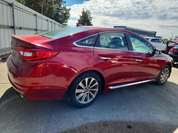 5NPE34AF5GH305241 — 2016 Hyundai Sonata, фото 3 с аукциона Copart, Передняя часть