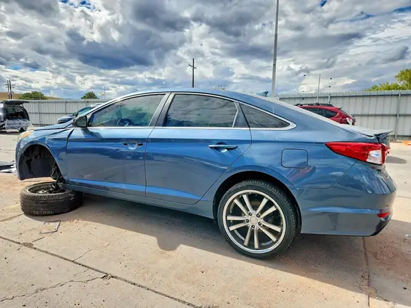 5NPE24AF6GH263410 — 2016 Hyundai Sonata, фото 2 с аукциона Copart, Вандализм