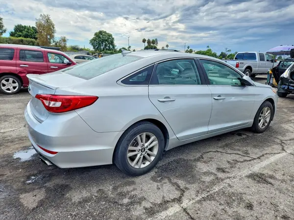 5NPE24AF3HH498476 — 2017 Hyundai Sonata, фото 3 с аукциона Copart 30.09.2026, Вандализм