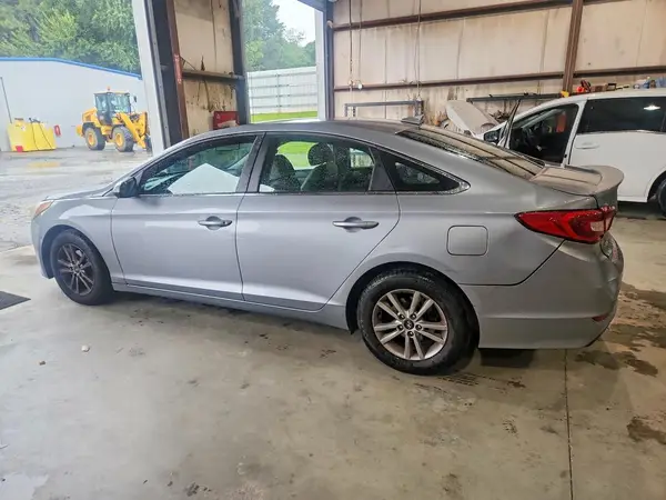 5NPE24AF6HH546035 — 2017 Hyundai Sonata, фото 2 с аукциона Copart 30.09.2026, Задняя часть