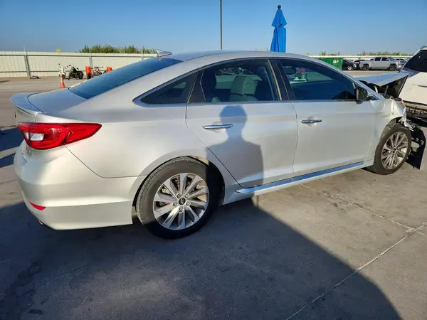 5NPE34AF0HH514193 — 2017 Hyundai Sonata, фото 3 с аукциона Copart 05.10.2026, Передняя часть