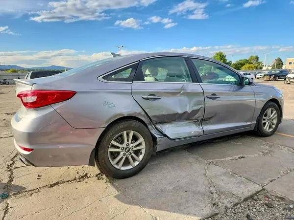 5NPE24AF8HH569400 — 2017 Hyundai Sonata, фото 3 с аукциона Copart, Боковая часть