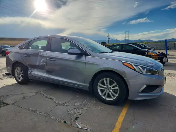 5NPE24AF8HH569400 — 2017 Hyundai Sonata, фото 4 с аукциона Copart, Боковая часть
