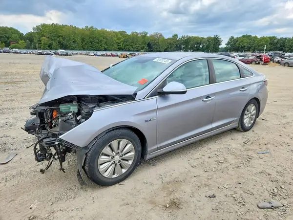 KMHE24L16HA043612 — 2017 Hyundai Sonata, Передняя часть (Front End), фото до ремонта