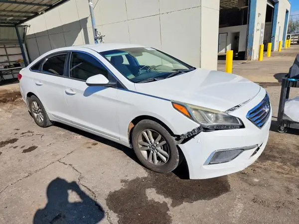 5NPE24AF0HH532602 — 2017 Hyundai Sonata, фото 4 с аукциона Copart, Передняя часть