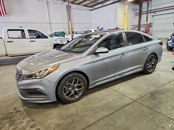 5NPE34AF7HH557932 — 2017 Hyundai Sonata, Задняя часть (Rear End), фото до ремонта