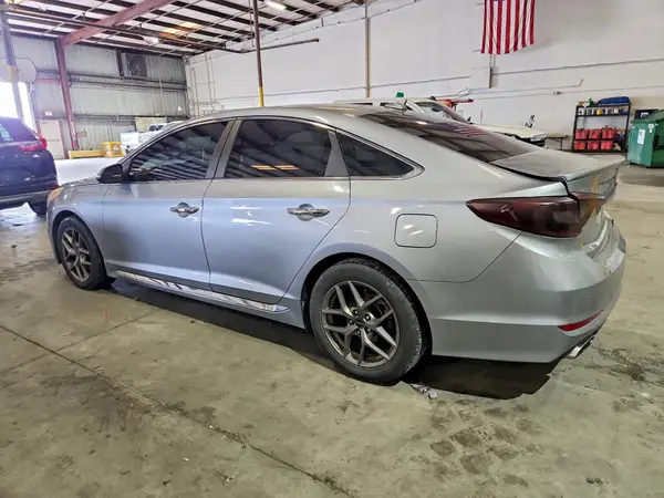 5NPE34AF7HH557932 — 2017 Hyundai Sonata, фото 2 с аукциона Copart 30.09.2026, Задняя часть