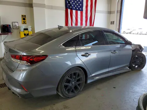2018 Hyundai Sonata VIN 5NPE34AB8JH628817 фото 3