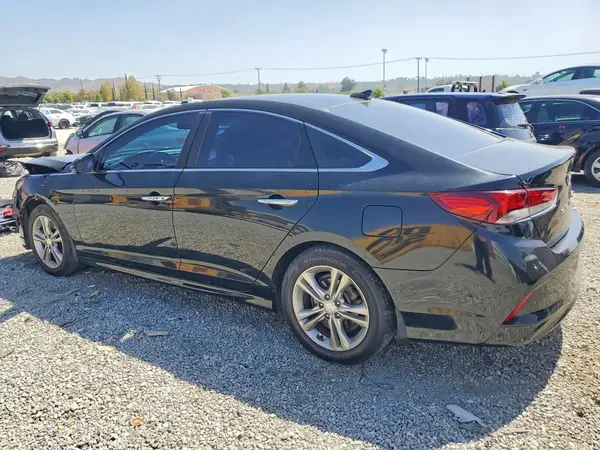 5NPE34AF7JH703509 — 2018 Hyundai Sonata, фото 2 с аукциона Copart, Передняя часть