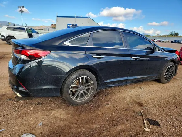 5NPE34AF1JH660950 — 2018 Hyundai Sonata, фото 3 с аукциона Copart 05.10.2026, Передняя часть