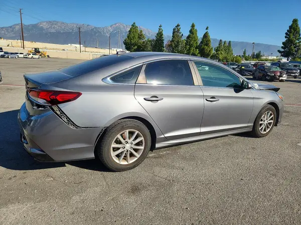 5NPE24AF2JH687125 — 2018 Hyundai Sonata, фото 3 с аукциона Copart, Задняя часть