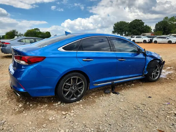5NPE34AB8JH668539 — 2018 Hyundai Sonata, фото 3 с аукциона Copart, Передняя часть