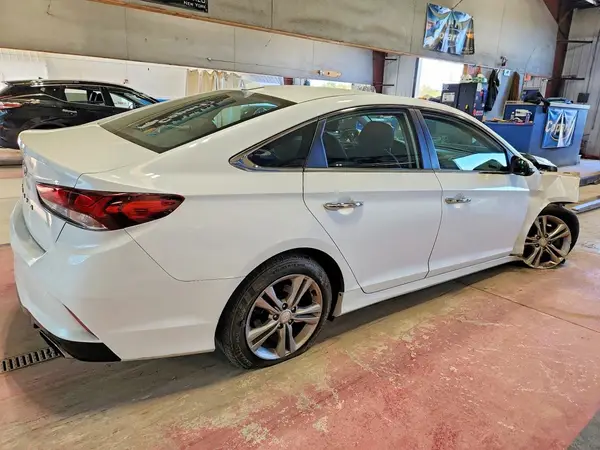 5NPE34AFXJH658114 — 2018 Hyundai Sonata, фото 3 с аукциона Copart 12.10.2026, Передняя часть