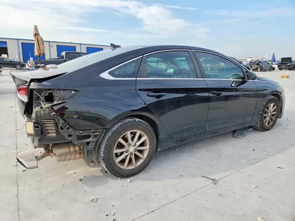 5NPE24AF8JH695245 — 2018 Hyundai Sonata, фото 3 с аукциона Copart, Задняя часть