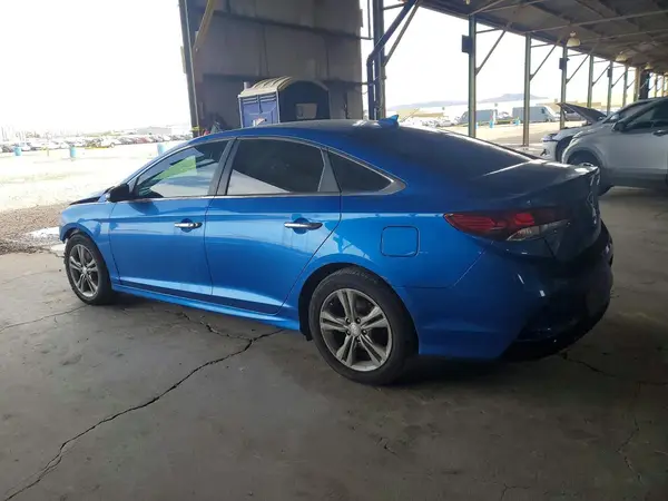 5NPE34AF7JH621909 — 2018 Hyundai Sonata, фото 2 с аукциона Copart, Передняя часть