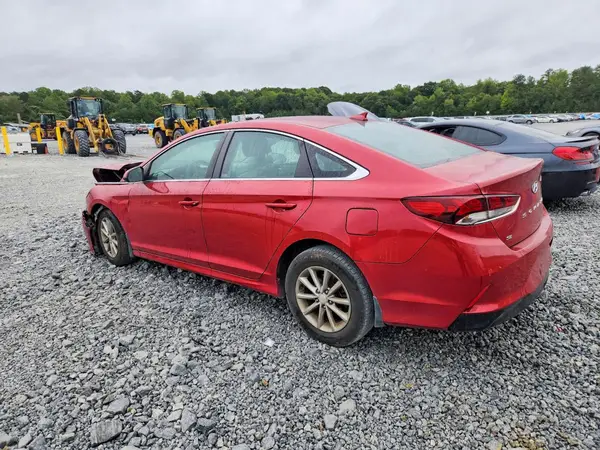 5NPE24AF5JH676944 — 2018 Hyundai Sonata, фото 2 с аукциона Copart, Передняя часть