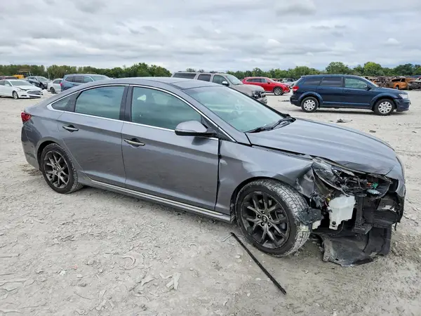 5NPE34AB6JH724784 — 2018 Hyundai Sonata, фото 4 с аукциона Copart, Повреждения снизу