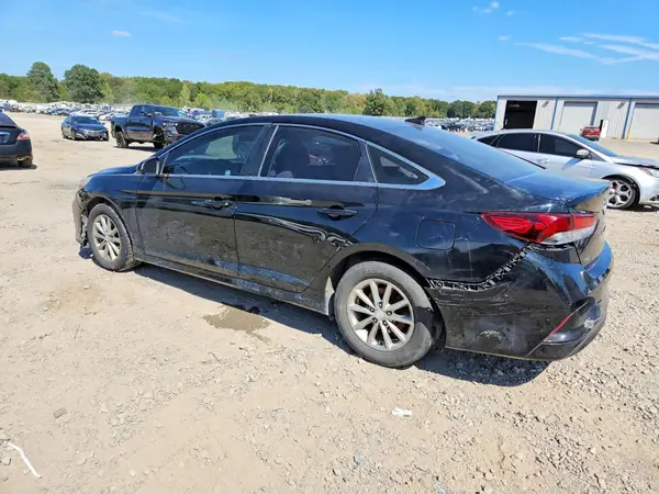 2018 HYUNDAI SONATA VIN 5NPE24AF3JH682824 фото 2