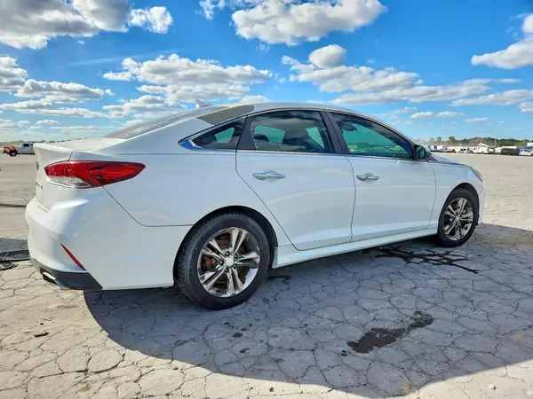 5NPE34AF3JH662005 — 2018 Hyundai Sonata, фото 3 с аукциона Copart 30.09.2026, Мелкие вмятины и царапины
