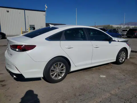 5NPE24AF2KH759118 — 2019 Hyundai Sonata, фото 3 с аукциона Copart 29.09.2026, Передняя часть