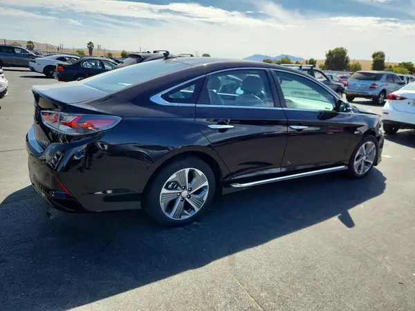 KMHE54L24KA091424 — 2019 Hyundai Sonata, фото 3 с аукциона Copart 28.09.2026, Передняя часть