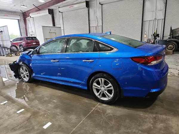 5NPE34AF6KH773049 — 2019 Hyundai Sonata, фото 2 с аукциона Copart, Передняя часть
