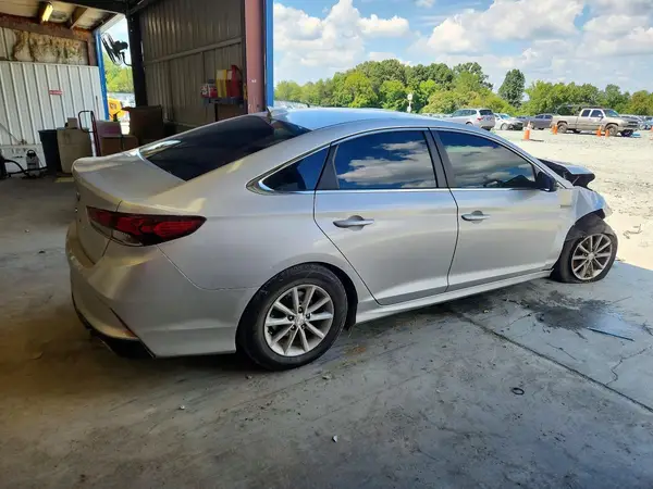 5NPE24AF3KH788918 — 2019 Hyundai Sonata, фото 3 с аукциона Copart, Передняя часть