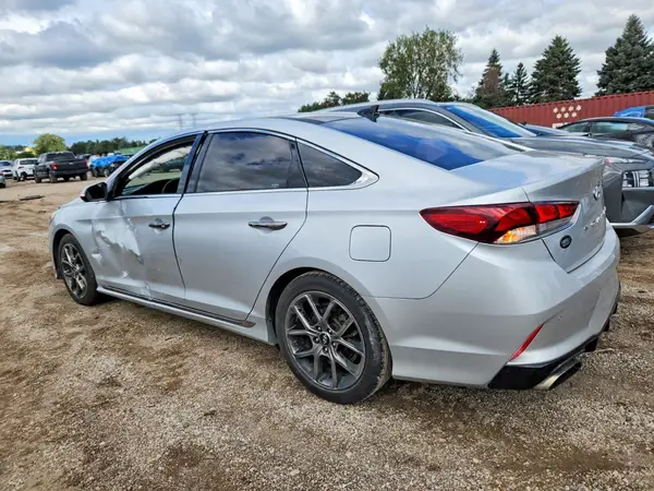 5NPE34AB7KH802782 — 2019 Hyundai Sonata, фото 2 с аукциона Copart, Боковая часть