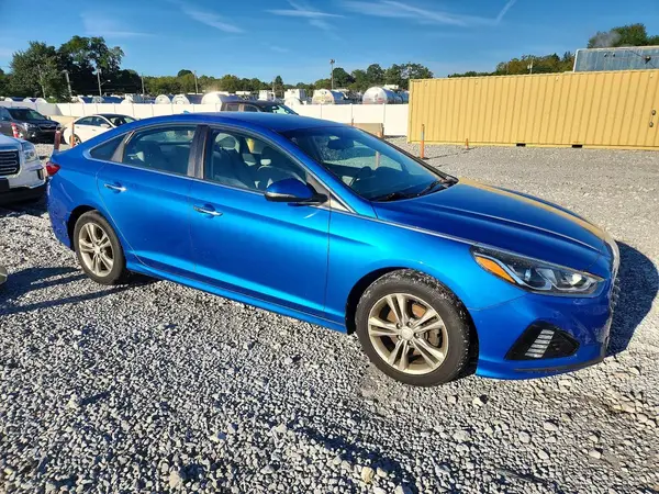 5NPE34AF5KH783622 — 2019 Hyundai Sonata, фото 4 с аукциона Copart 06.10.2026, Мелкие вмятины и царапины