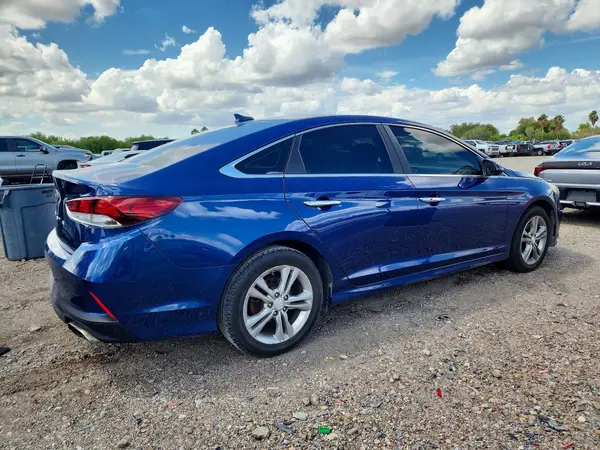5NPE34AF3KH786924 — 2019 Hyundai Sonata, фото 3 с аукциона Copart, Передняя часть