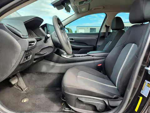 5NPEG4JA4MH111854 — 2021 Hyundai Sonata, фото 7 с аукциона Copart, Передняя часть