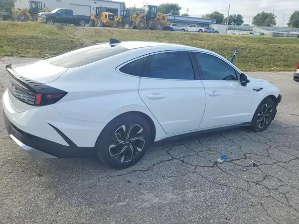 KMHL64JA7SA508162 — 2025 Hyundai Sonata, фото 3 с аукциона Copart 28.09.2026, Передняя часть