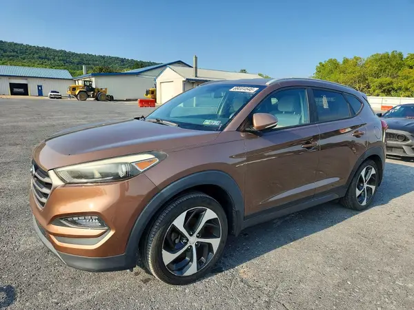 KM8J3CA20GU246347 — 2016 Hyundai Tucson, Мелкие вмятины и царапины (Minor Dent/Scratches), фото до ремонта