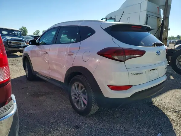 KM8J33A41GU083421 — 2016 Hyundai Tucson, фото 2 с аукциона Copart 01.10.2026, Передняя часть