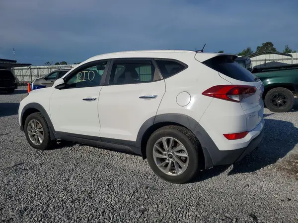 KM8J3CA40GU036834 — 2016 Hyundai Tucson, фото 2 с аукциона Copart, Механические повреждения