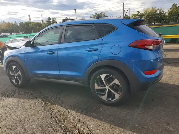 KM8J33A20GU195383 — 2016 Hyundai Tucson, фото 2 с аукциона Copart 06.10.2026, Передняя часть