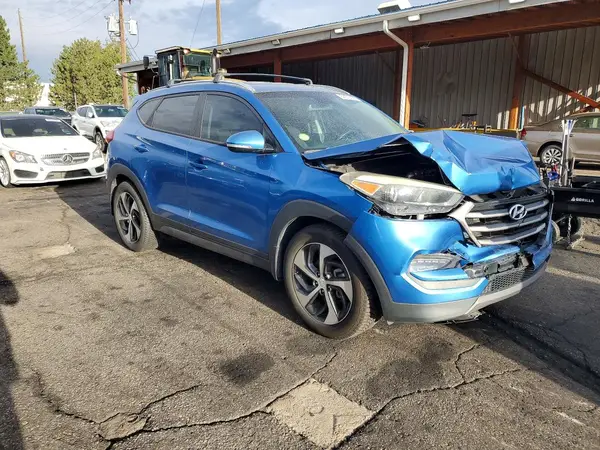 KM8J33A20GU195383 — 2016 Hyundai Tucson, фото 4 с аукциона Copart 06.10.2026, Передняя часть