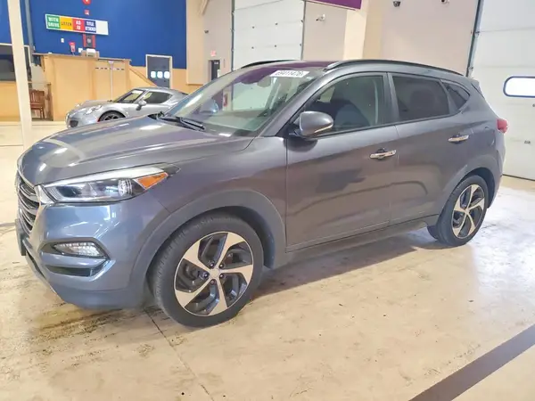 KM8J3CA20GU073039 — 2016 Hyundai Tucson, Передняя часть (Front End), фото до ремонта