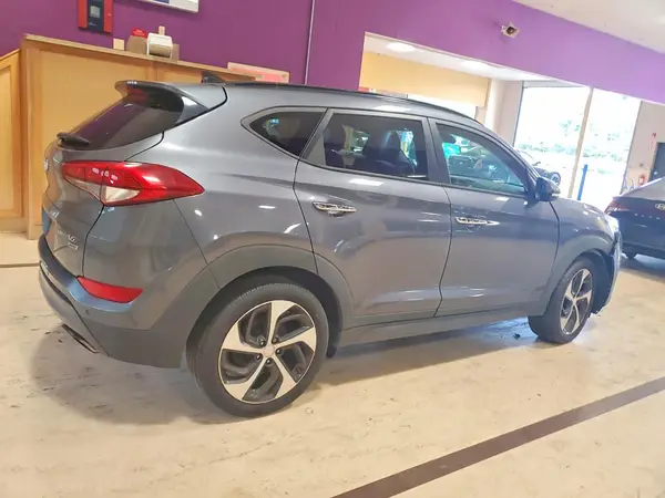 KM8J3CA20GU073039 — 2016 Hyundai Tucson, фото 3 с аукциона Copart 08.10.2026, Передняя часть
