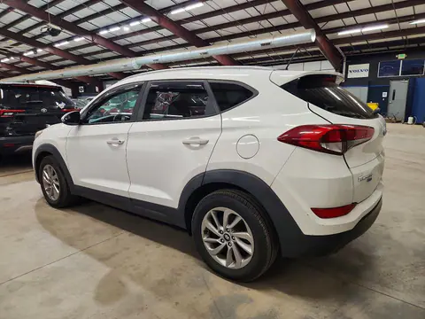 2016 Hyundai Tucson VIN KM8J3CA28GU051046 фото 2