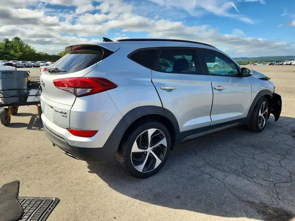 KM8J3CA28GU102299 — 2016 Hyundai Tucson, фото 3 с аукциона Copart 06.10.2026, Передняя часть