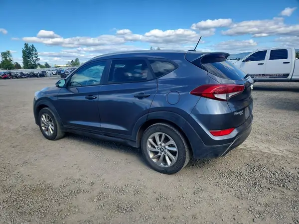KM8J33A29GU027435 — 2016 Hyundai Tucson, фото 2 с аукциона Copart 29.09.2026, Механические повреждения