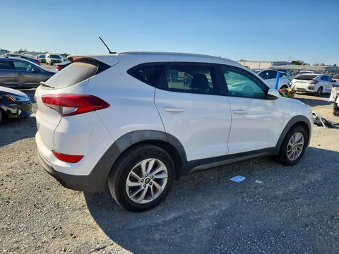 2016 Hyundai Tucson VIN KM8J33A43GU114751 фото 3