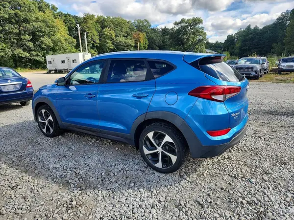 KM8J3CA23GU152902 — 2016 Hyundai Tucson, фото 2 с аукциона Copart 14.10.2026, Боковая часть