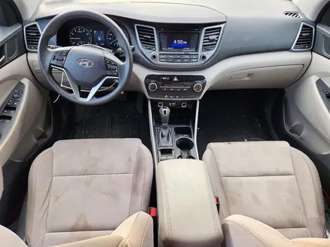 KM8J3CA46GU073905 — 2016 Hyundai Tucson, фото 8 с аукциона Copart, Задняя часть