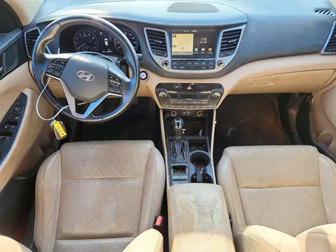 KM8J33A21GU149979 — 2016 Hyundai Tucson, фото 8 с аукциона Copart, Механические повреждения