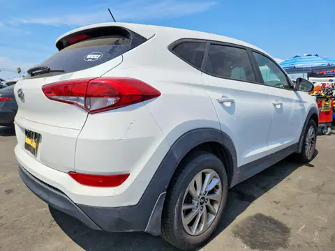 KM8J23A46HU406527 — 2017 Hyundai Tucson, фото 3 с аукциона Copart 30.09.2026, Повреждения снизу
