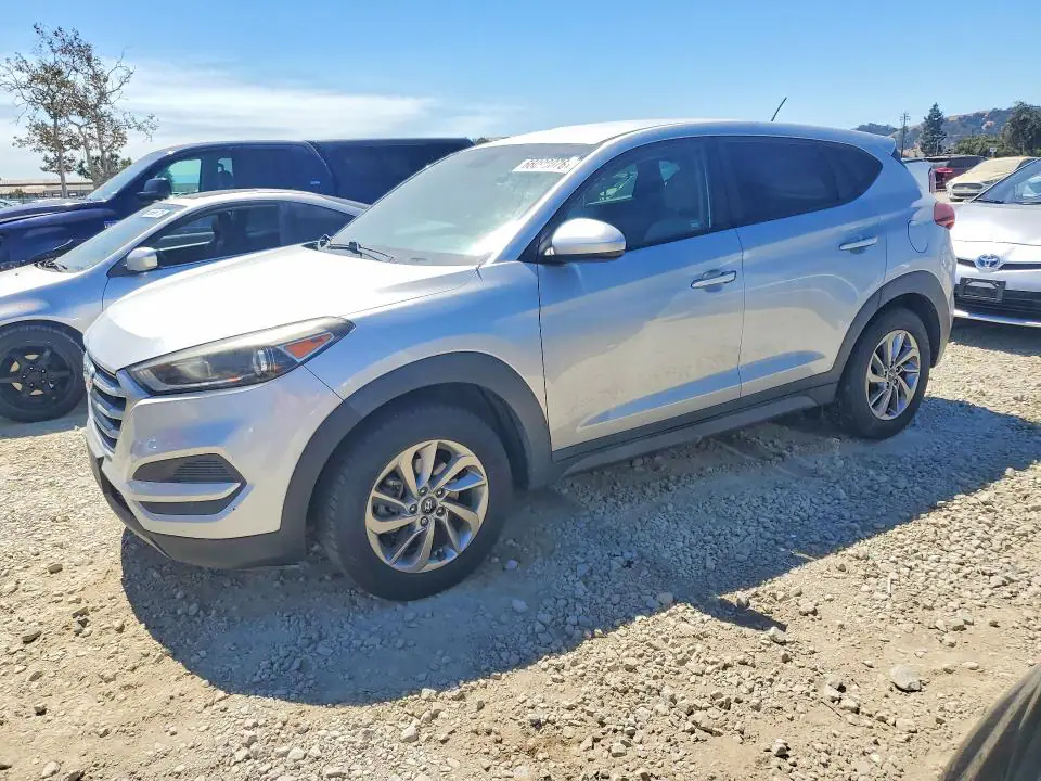 KM8J23A49HU462655 Hyundai Tucson 2017 — повреждение Вандализм, фото до ремонта